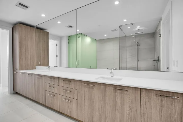 Owner’s Suite Bath with Dual Vanity
