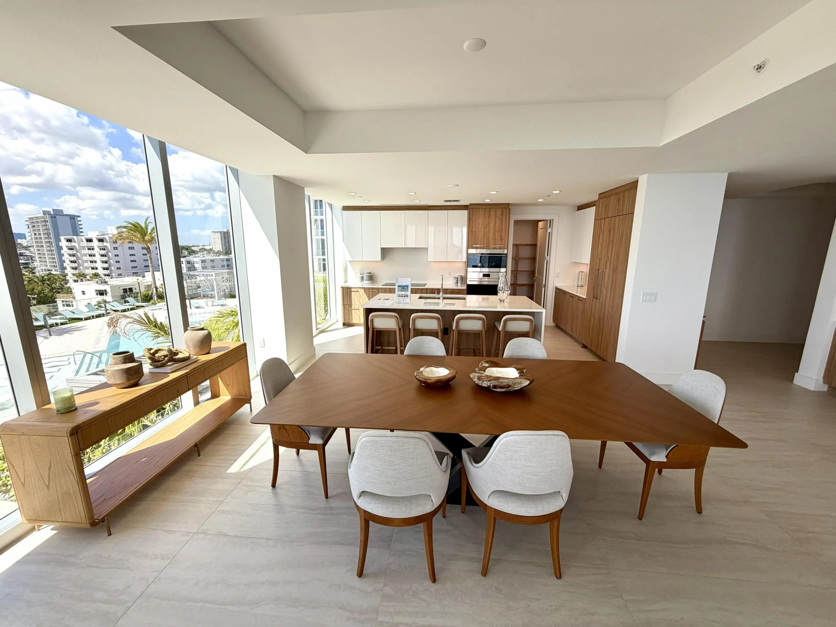 Living and Dining Area