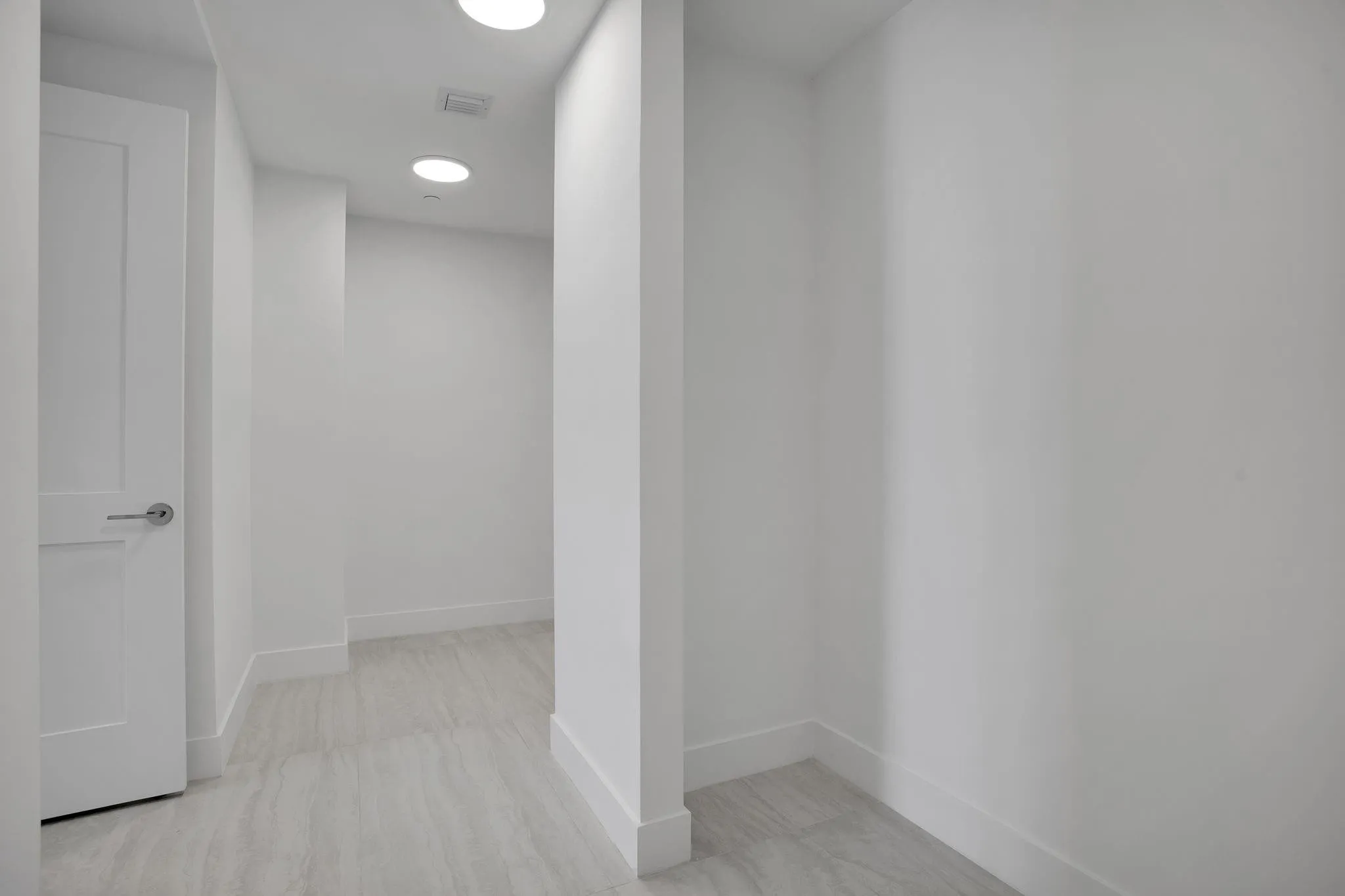 Owner’s suite with walk-in closet