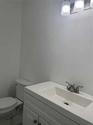 Guess Batroom