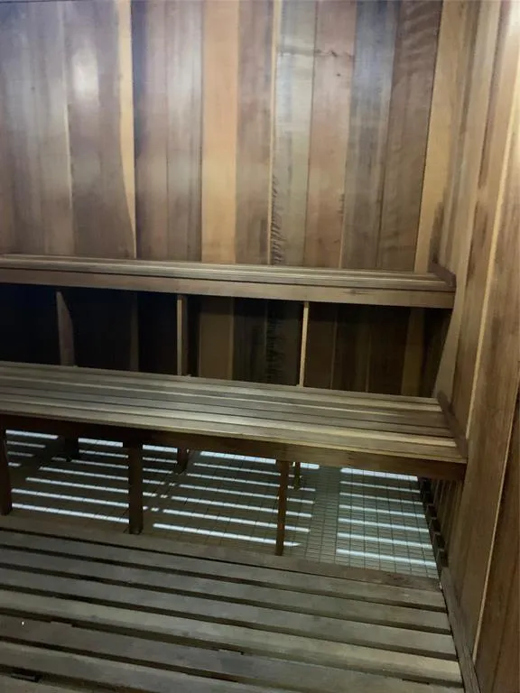 Separate Women & Men's Saunas