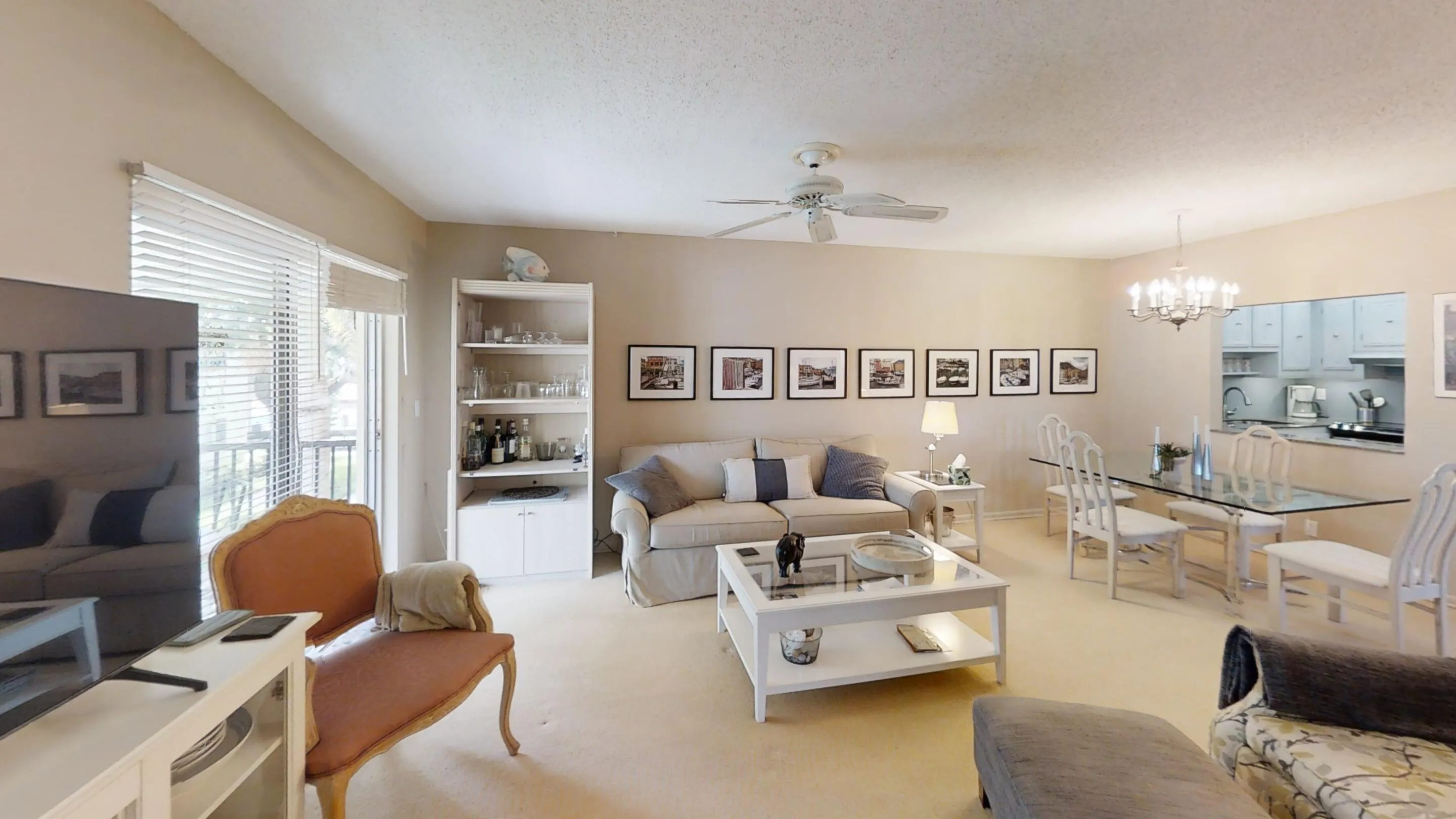 Living-Room Matterport 2
