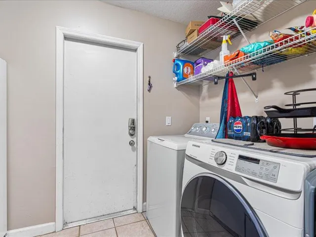 42-Laundry Room