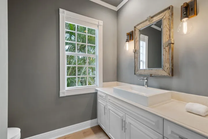 Ensuite I