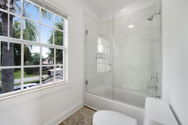 Ensuite II