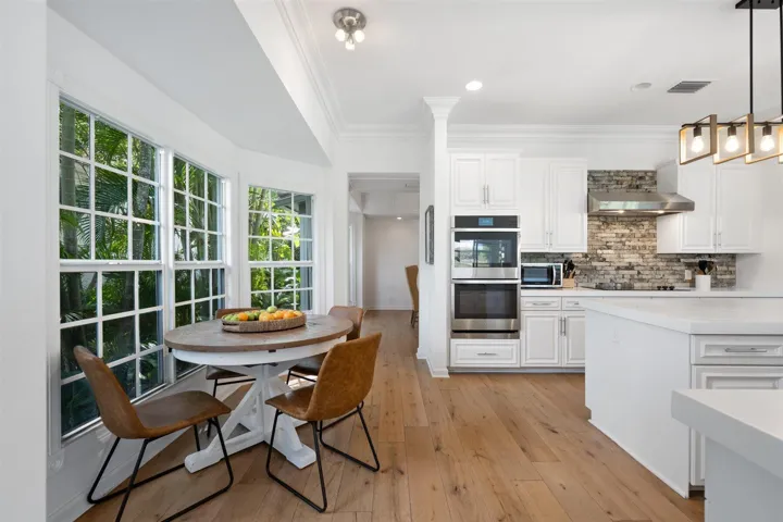 Breakfast Room