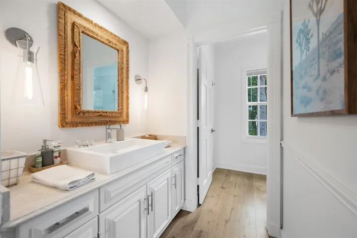 Ensuite II
