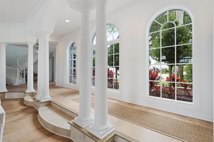 View towards front Gallery