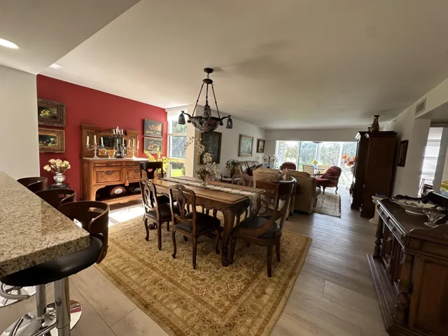 LARGE WALK IN CLOSET
