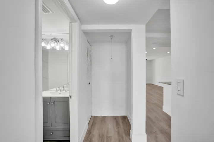 Condo For Sale in Lucerne pointe