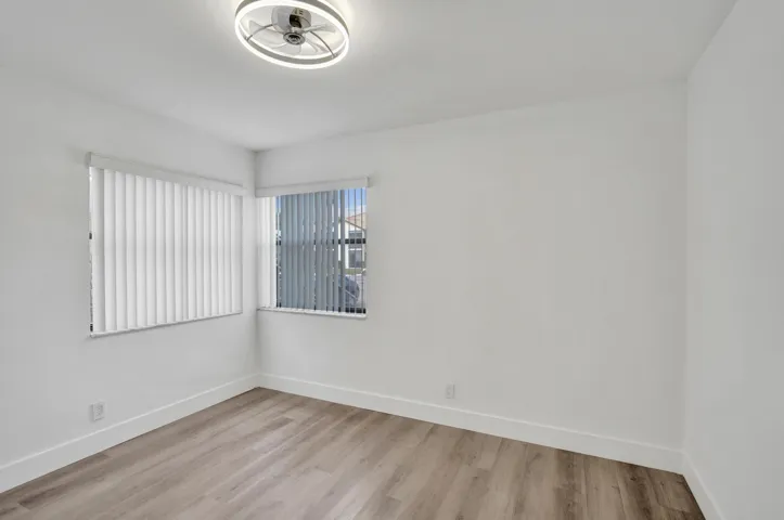 Condo For Sale in Lucerne Pointe