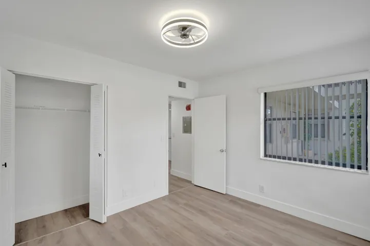 Condo For Sale in Lucerne Pointe