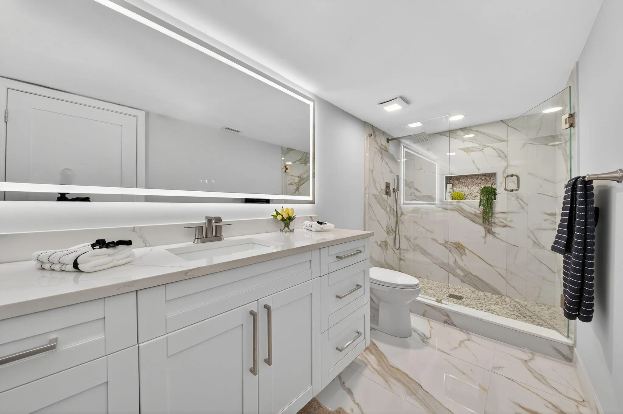 2nd Bathroom
