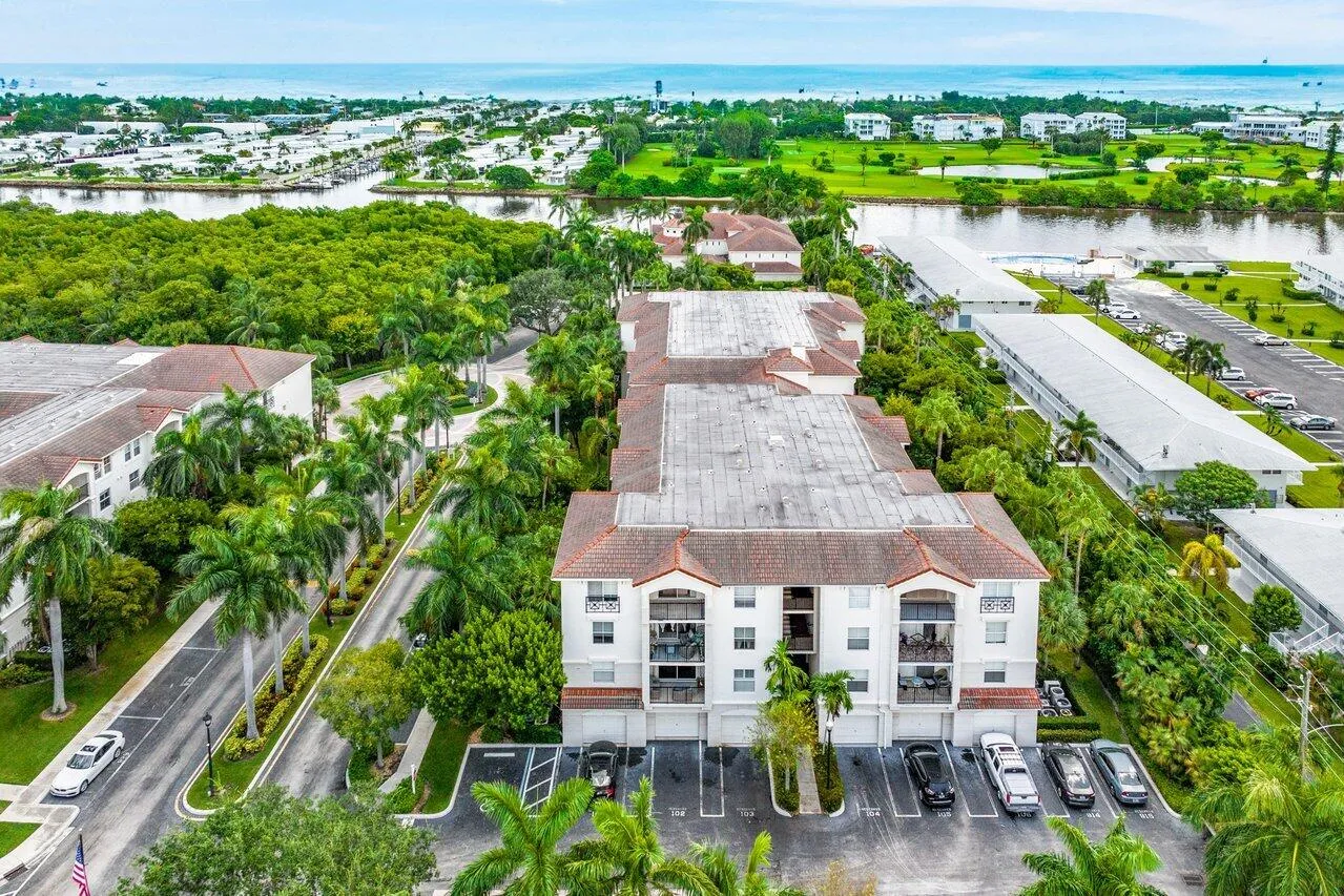 032-1302TuscanyWay-BoyntonBeach-FL-33435