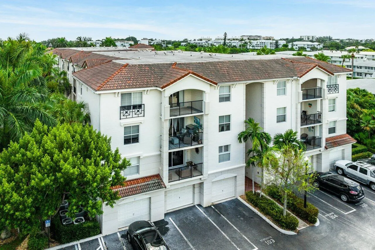 031-1302TuscanyWay-BoyntonBeach-FL-33435