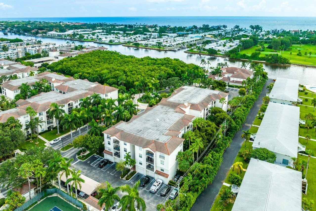 033-1302TuscanyWay-BoyntonBeach-FL-33435