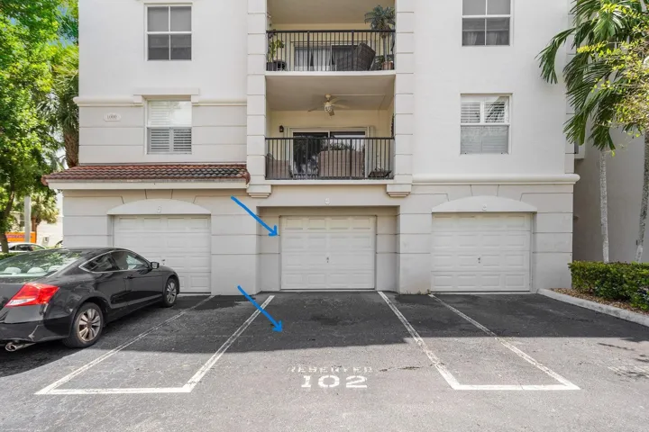 Garage + 1
