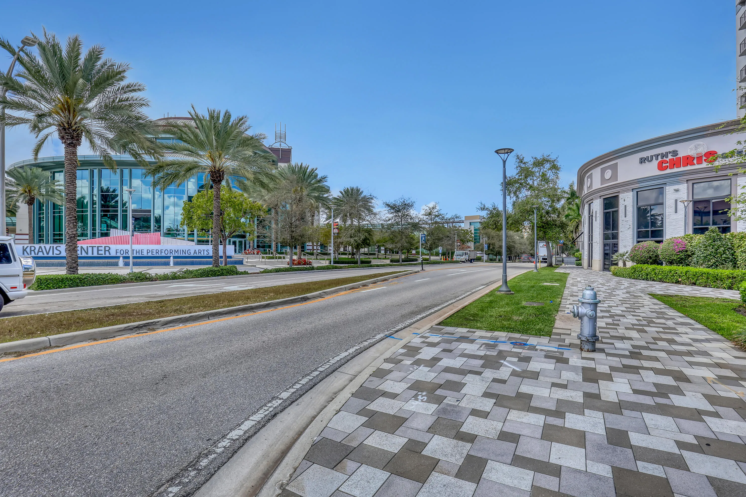 651 Okeechobee #403 (33)