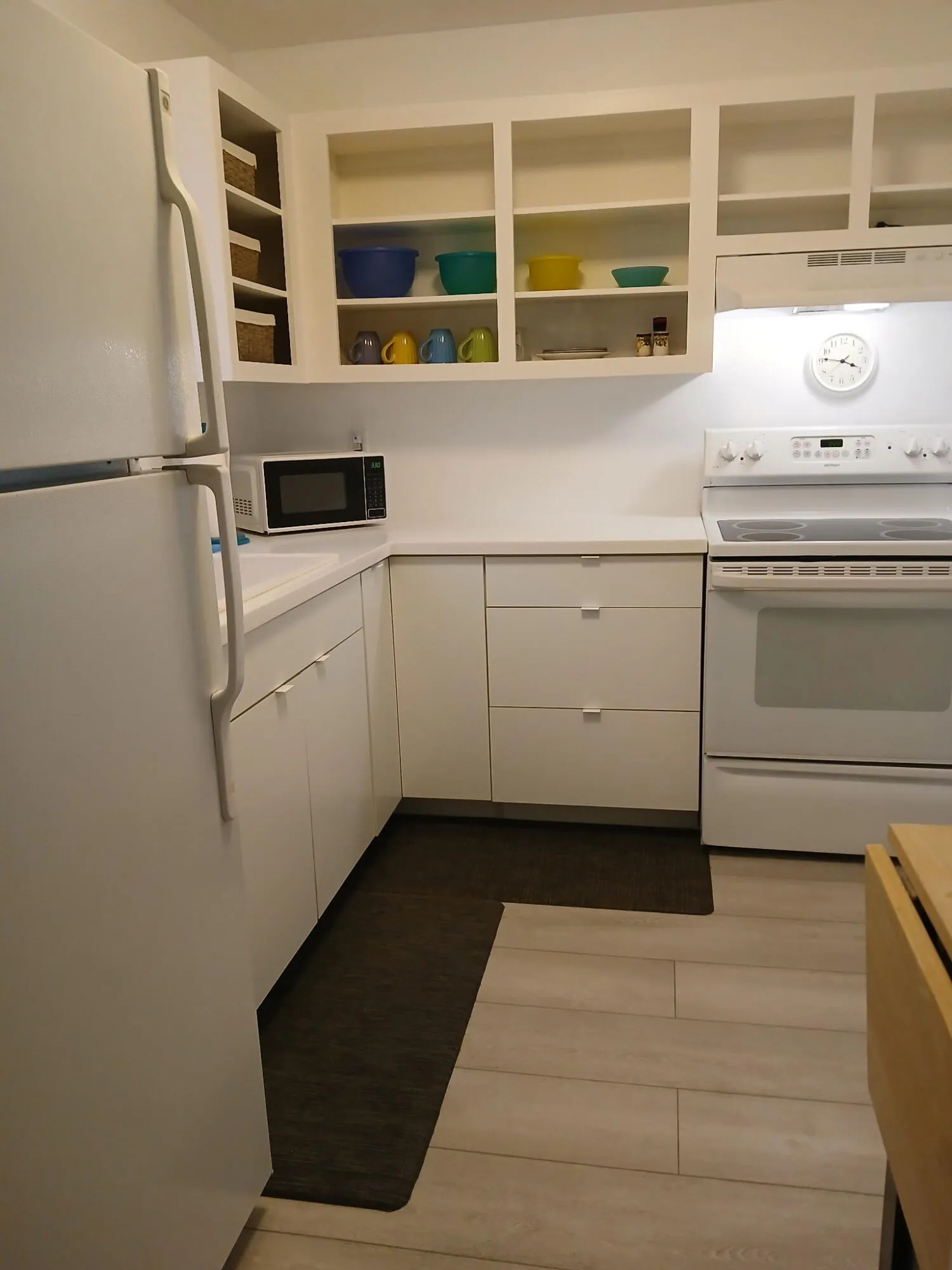 Open cabinets on top