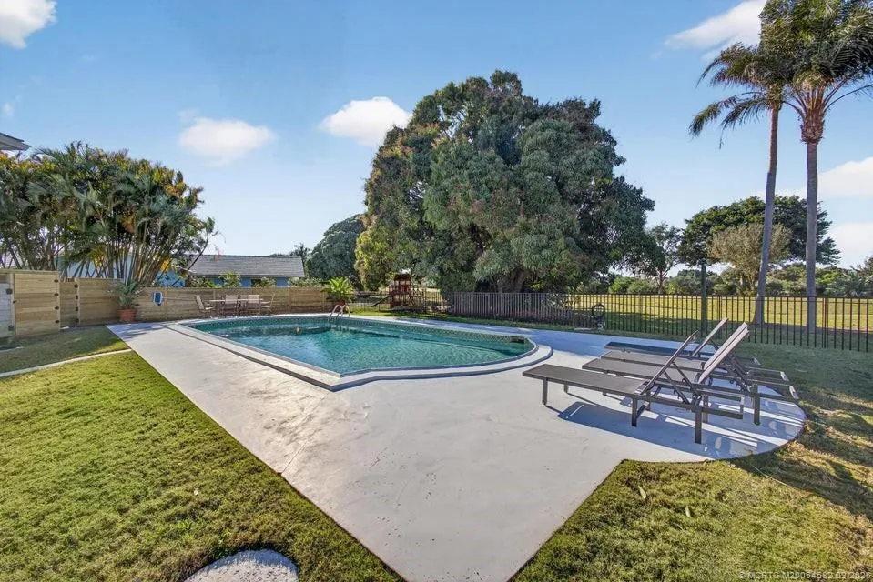 Property photo 52
