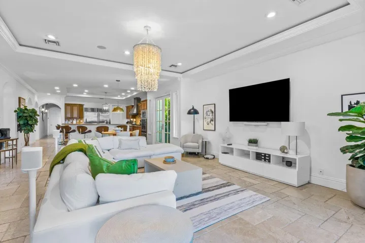 008C-350EastOceanAvenue-Lantana-FL-33462