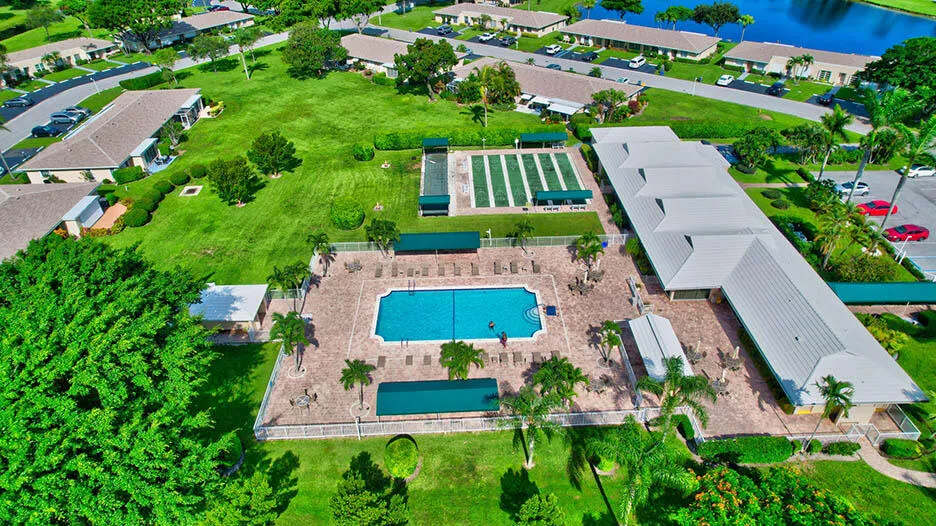 43-web-or-mls-Boca Lakes (5)