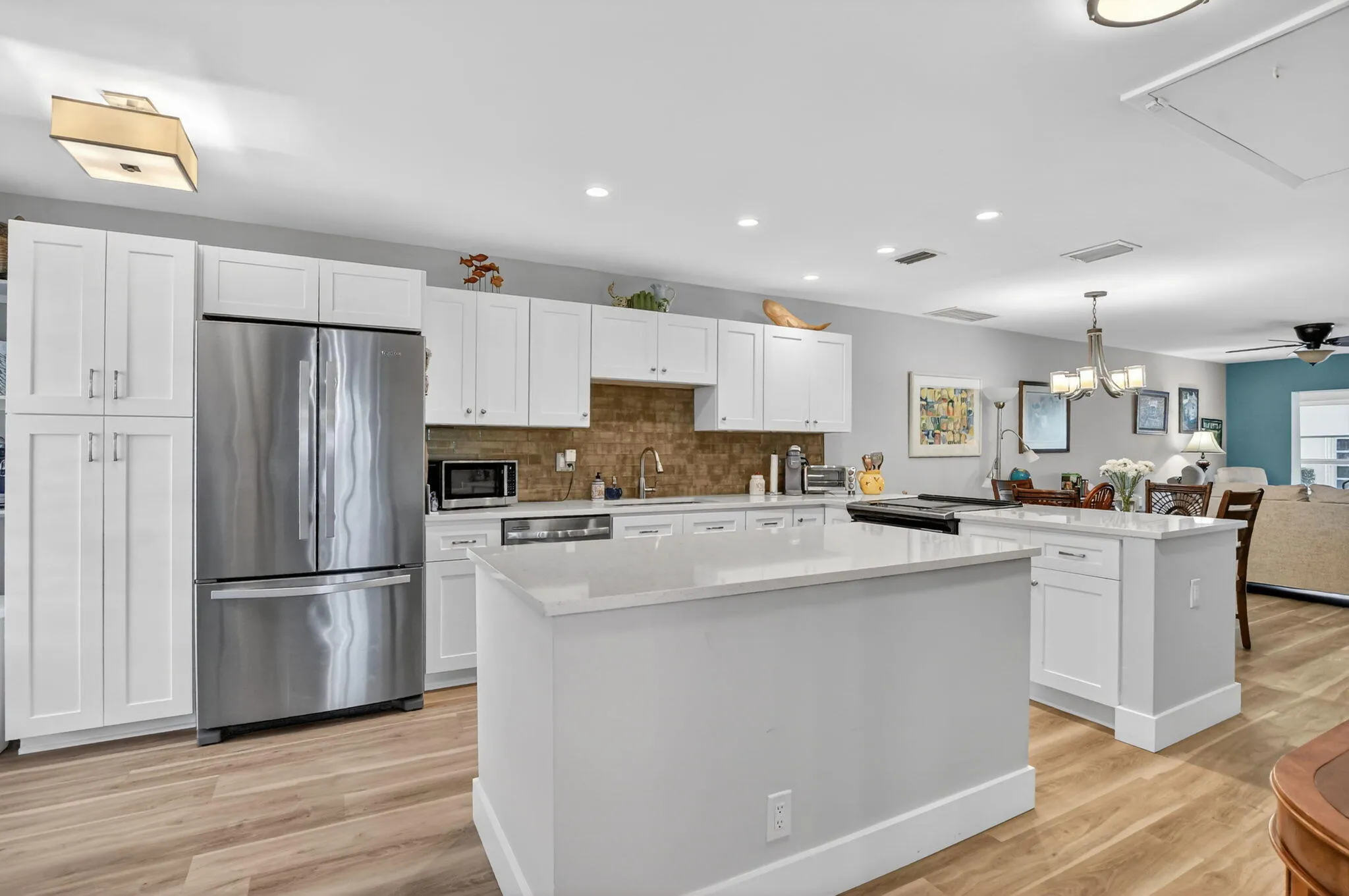 Open Kitchen