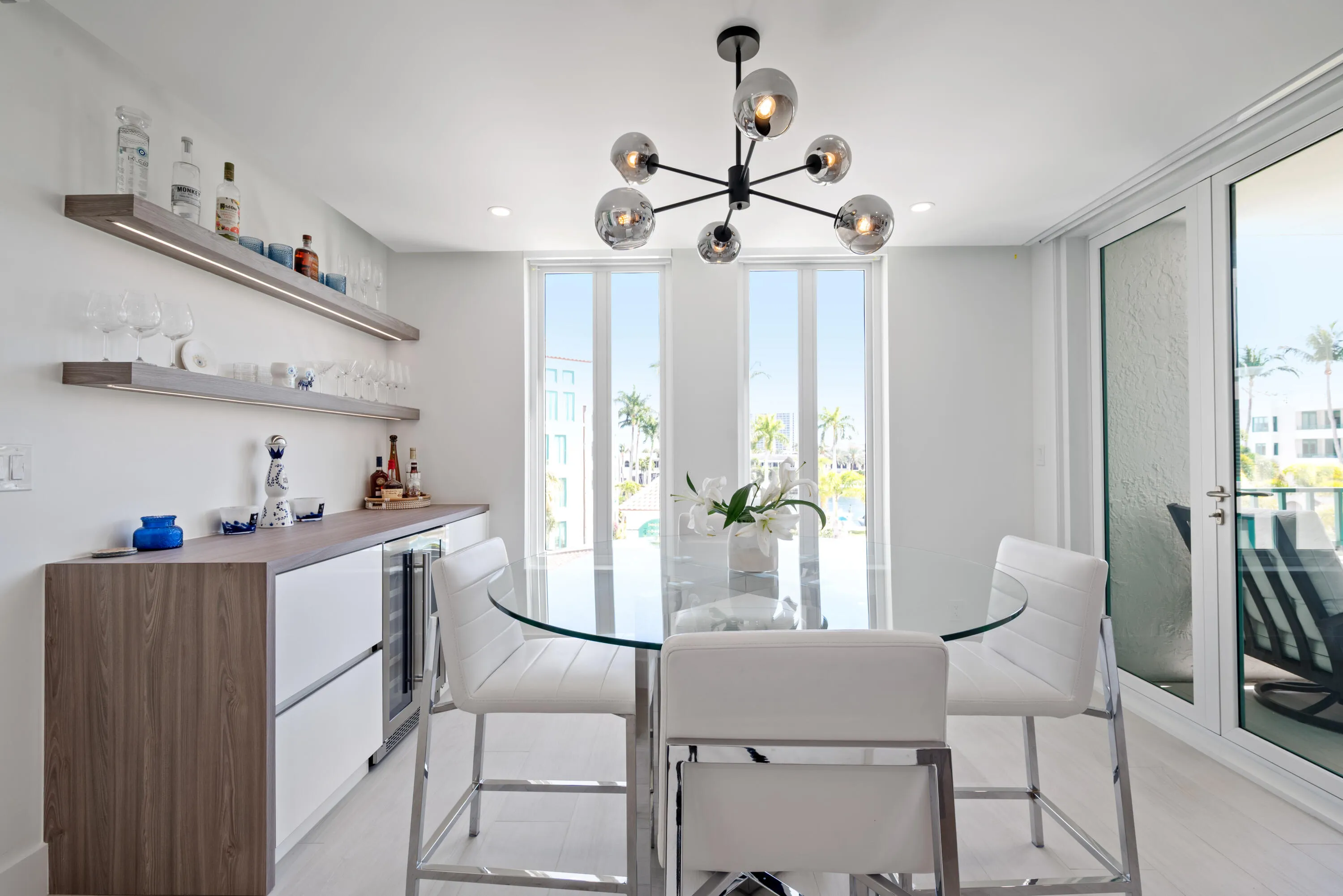 Eat In Kitchen