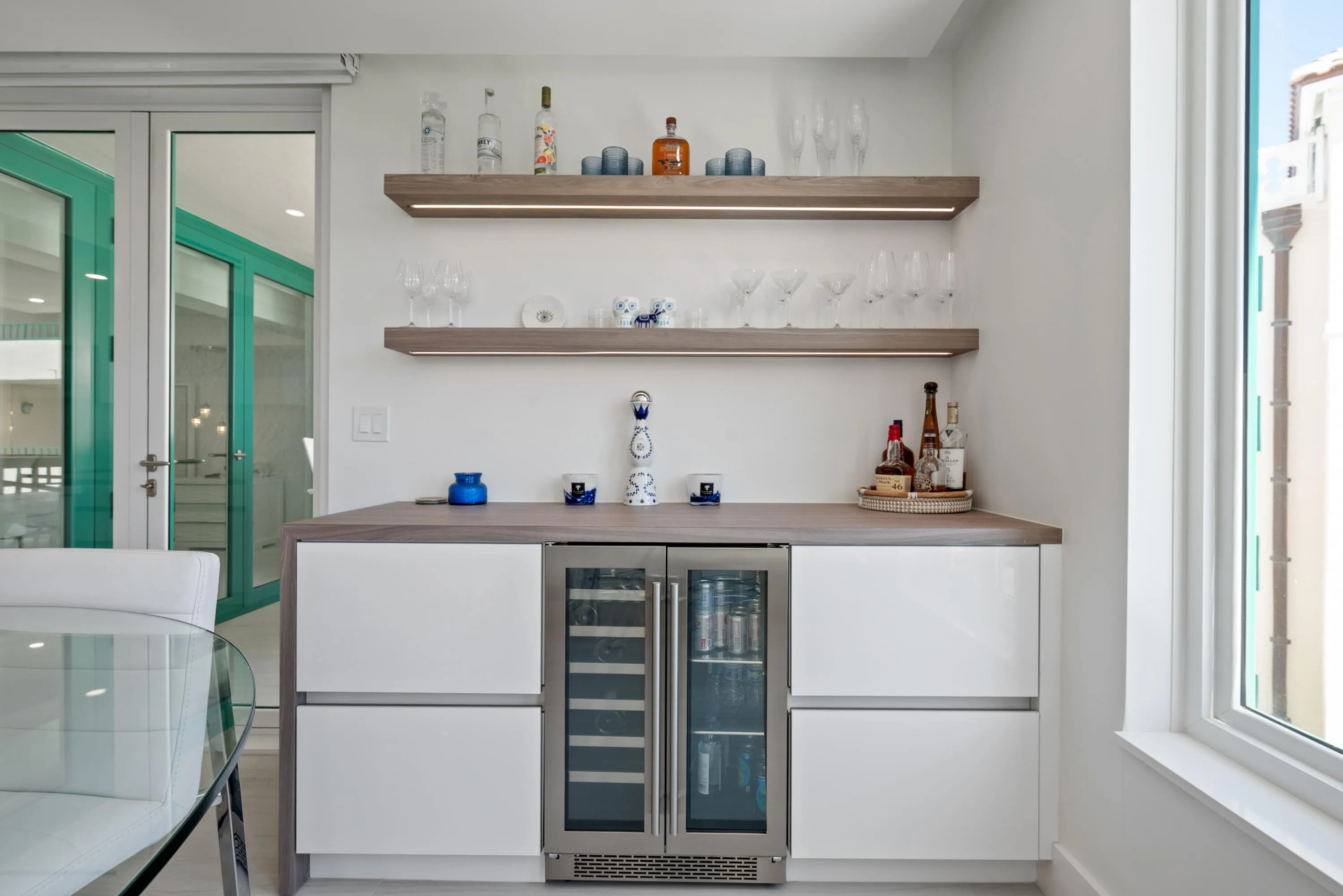 Built In Bar
