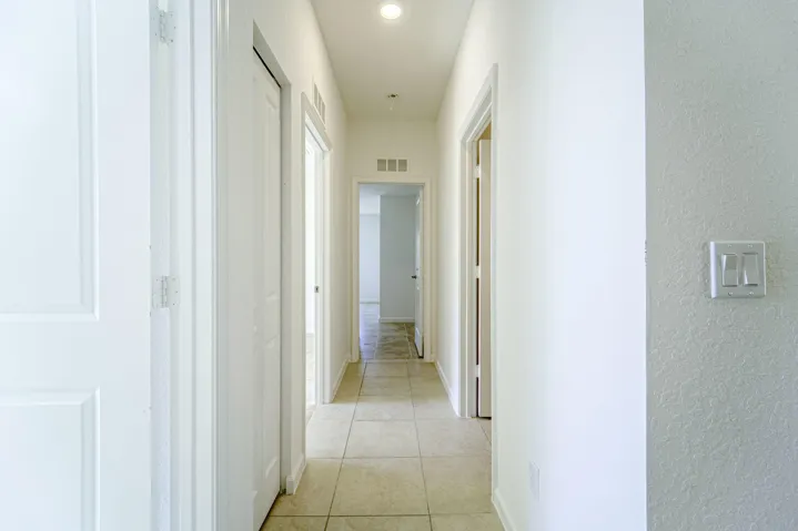 11_hallway