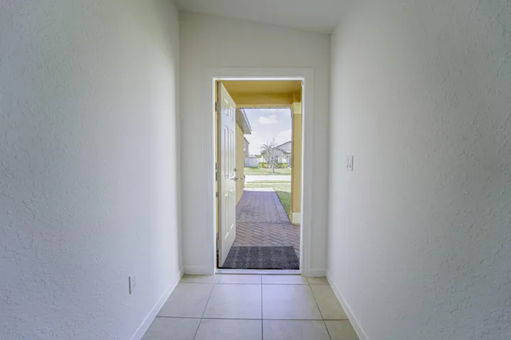 6_front_door_