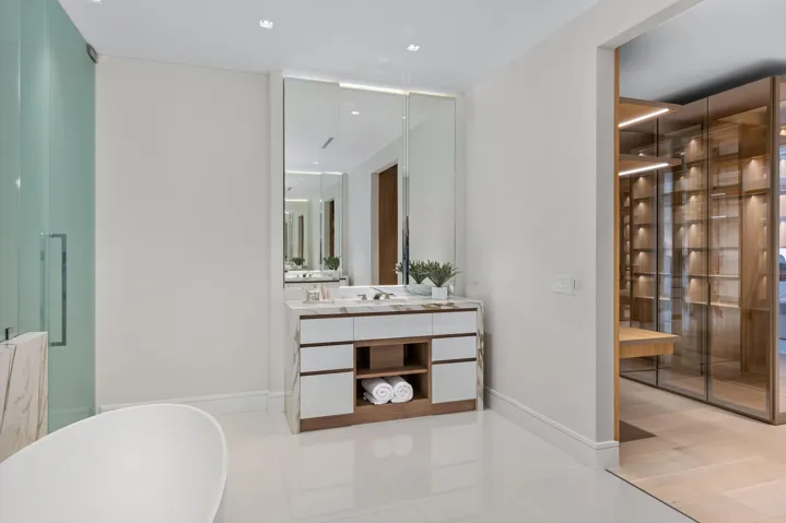 Primary Suite