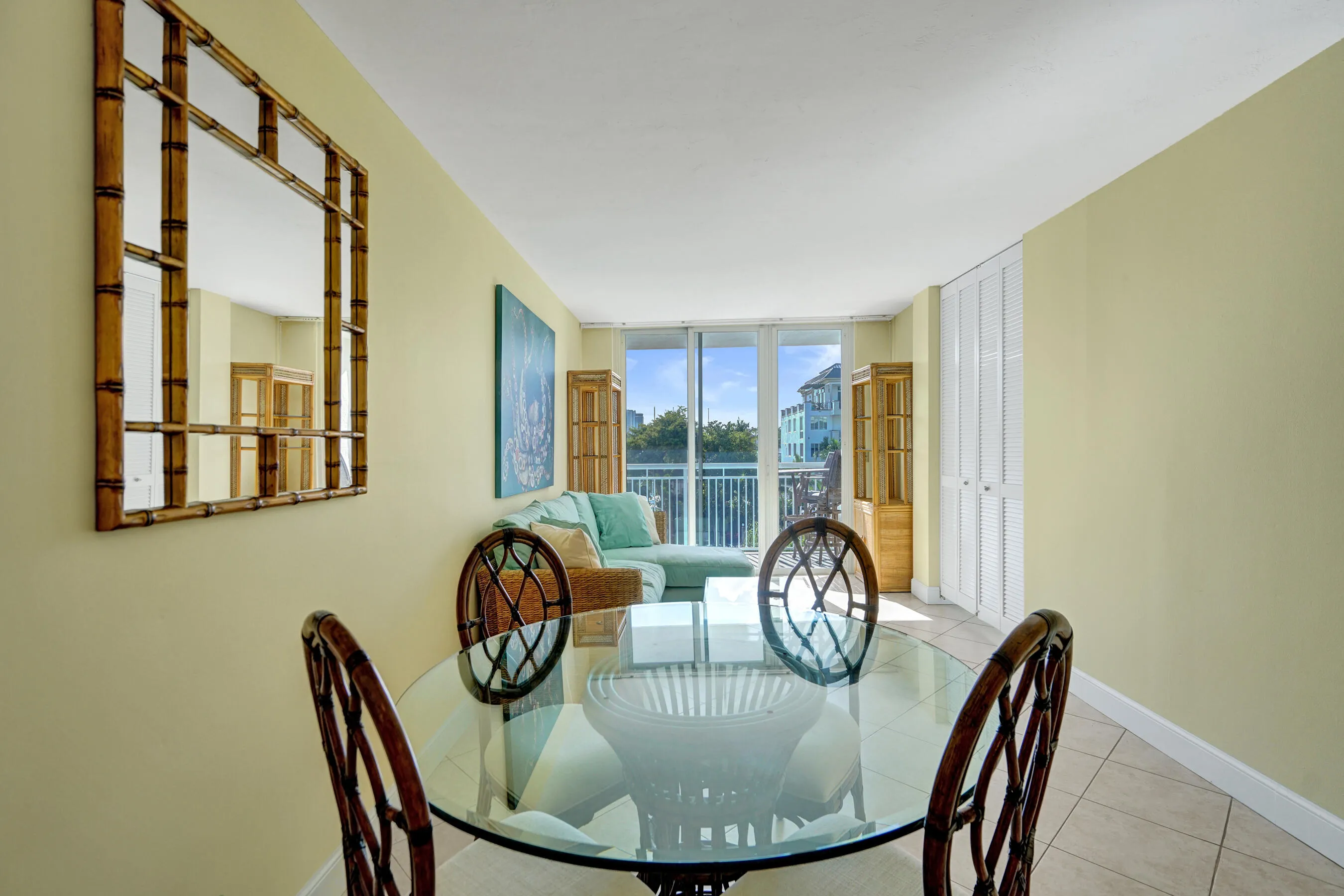 dinging/living area