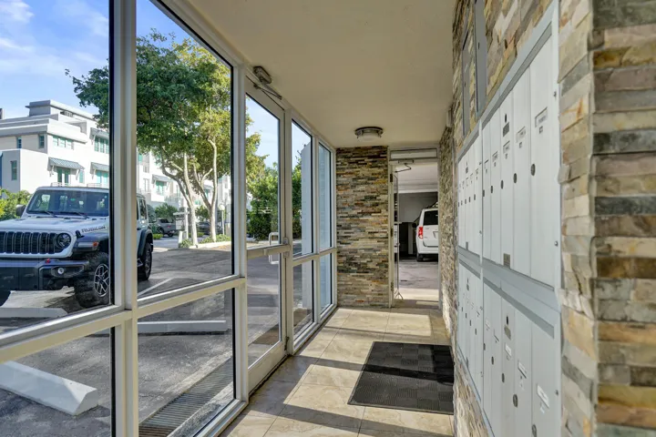 Lobby entrance w/secure elevator access
