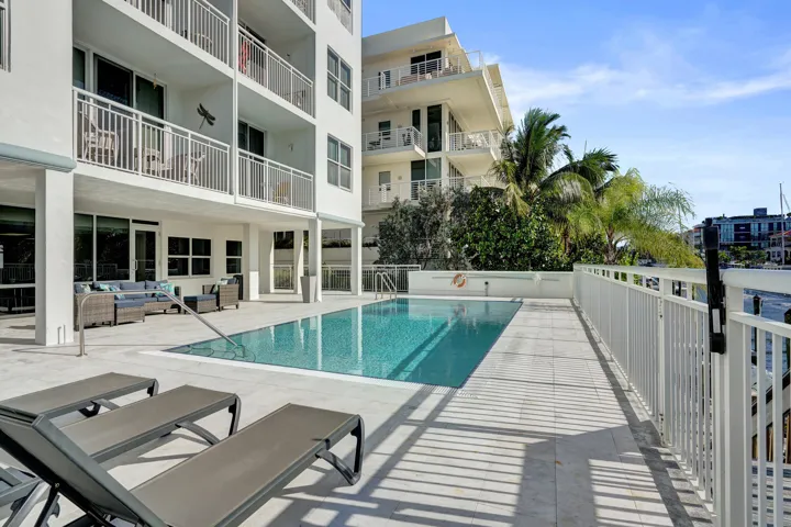 2nd floor pool deck