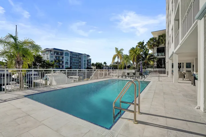 2nd floor pool deck