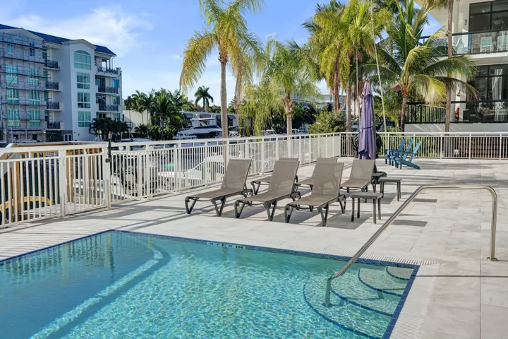 2nd floor pool deck