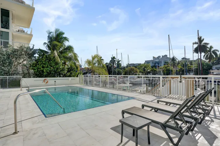 2nd floor pool deck