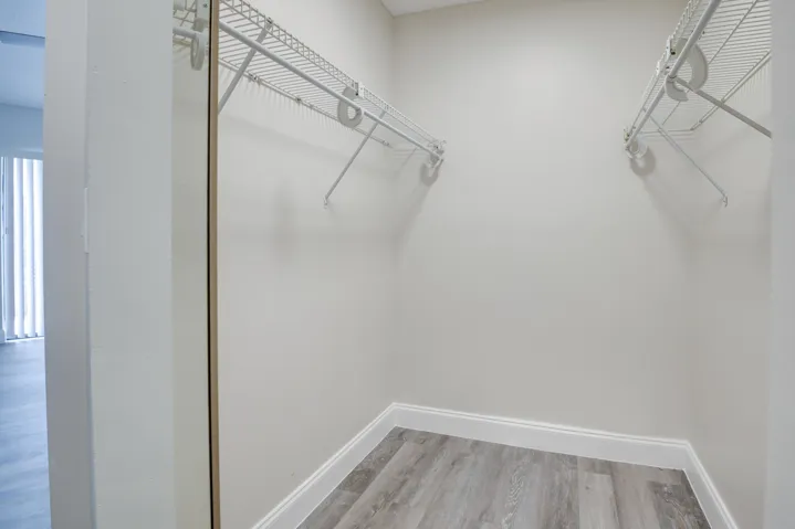 Walk In Closet
