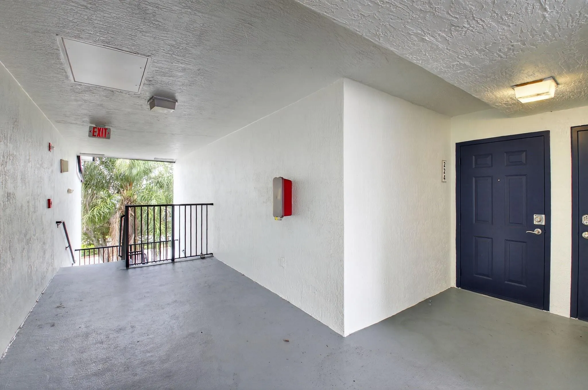 Entrance on 3rd Floor - no elevator to unit.
