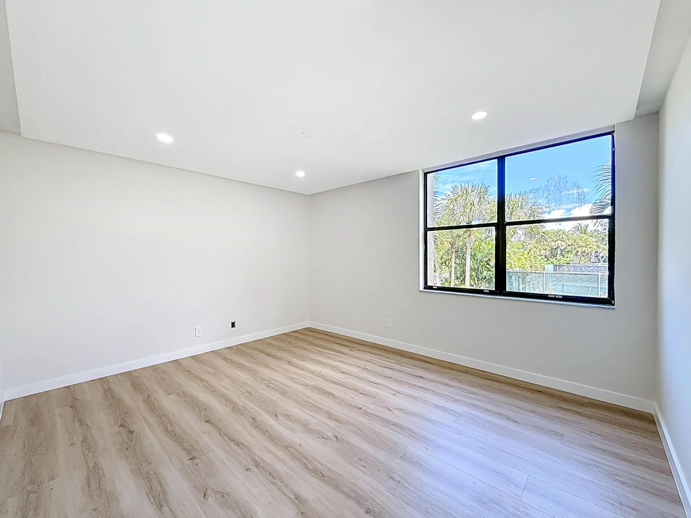 955 Egret Circle #207-41
