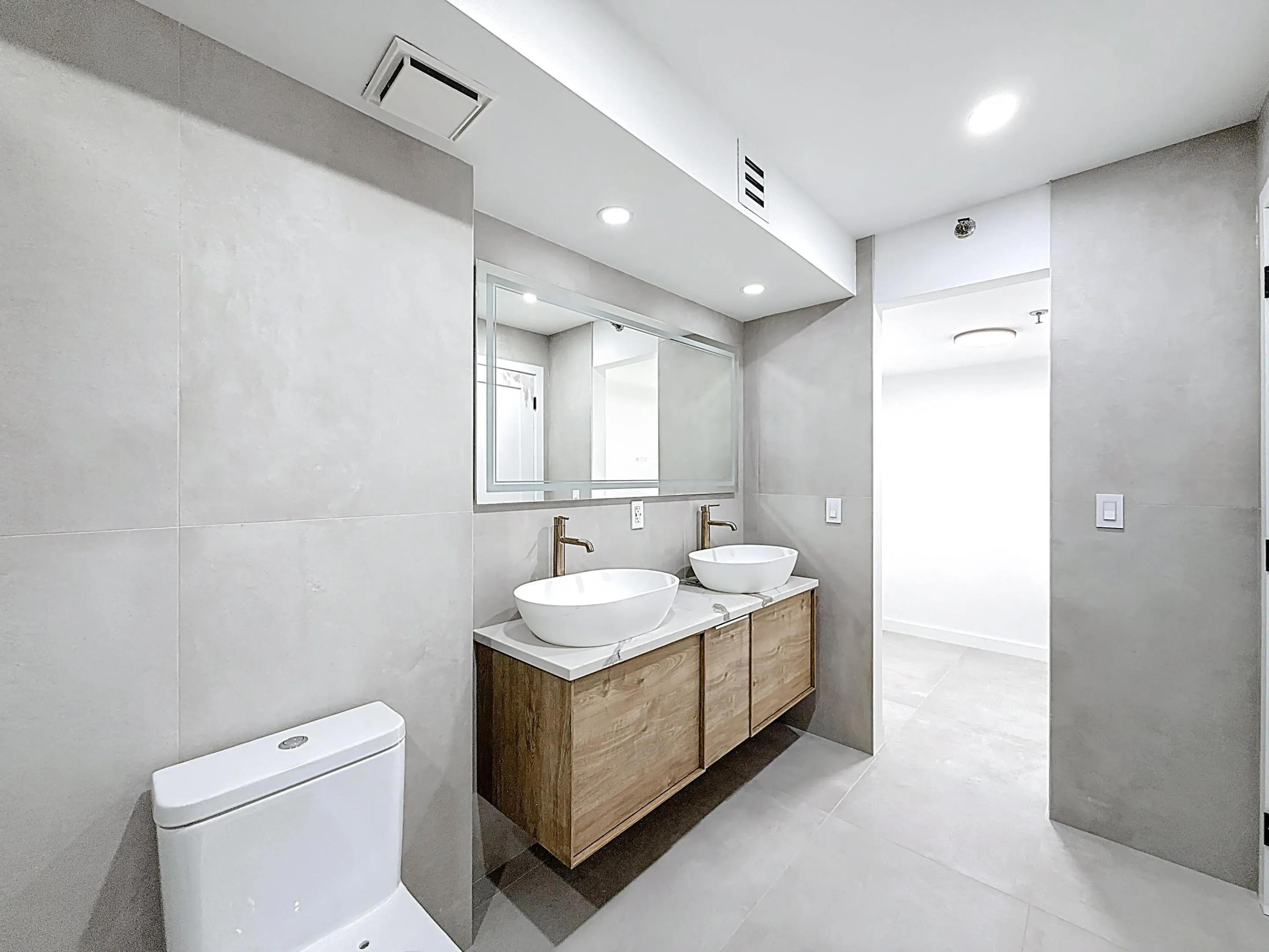 955 Egret Circle #207-46