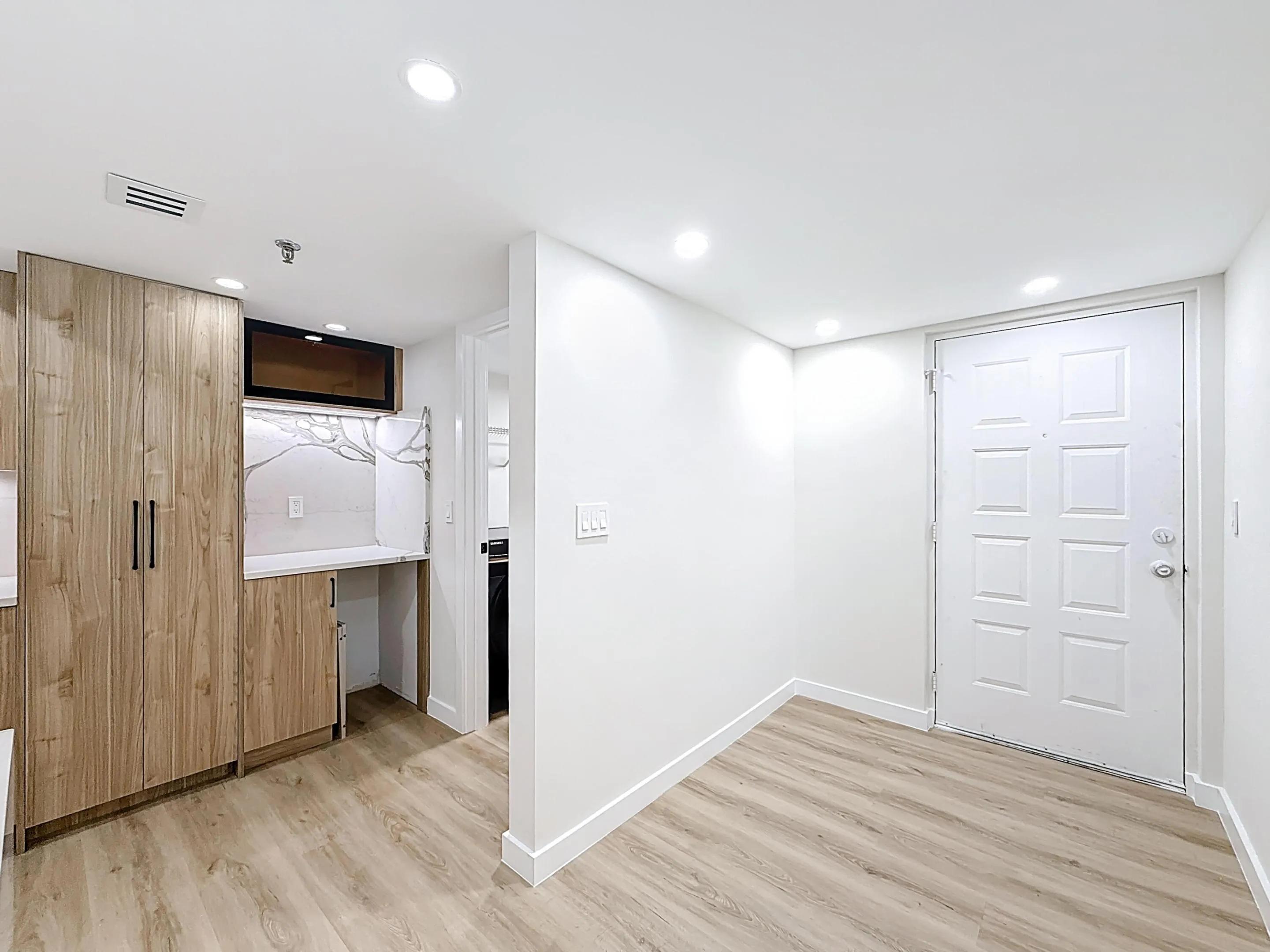 955 Egret Circle #207-18