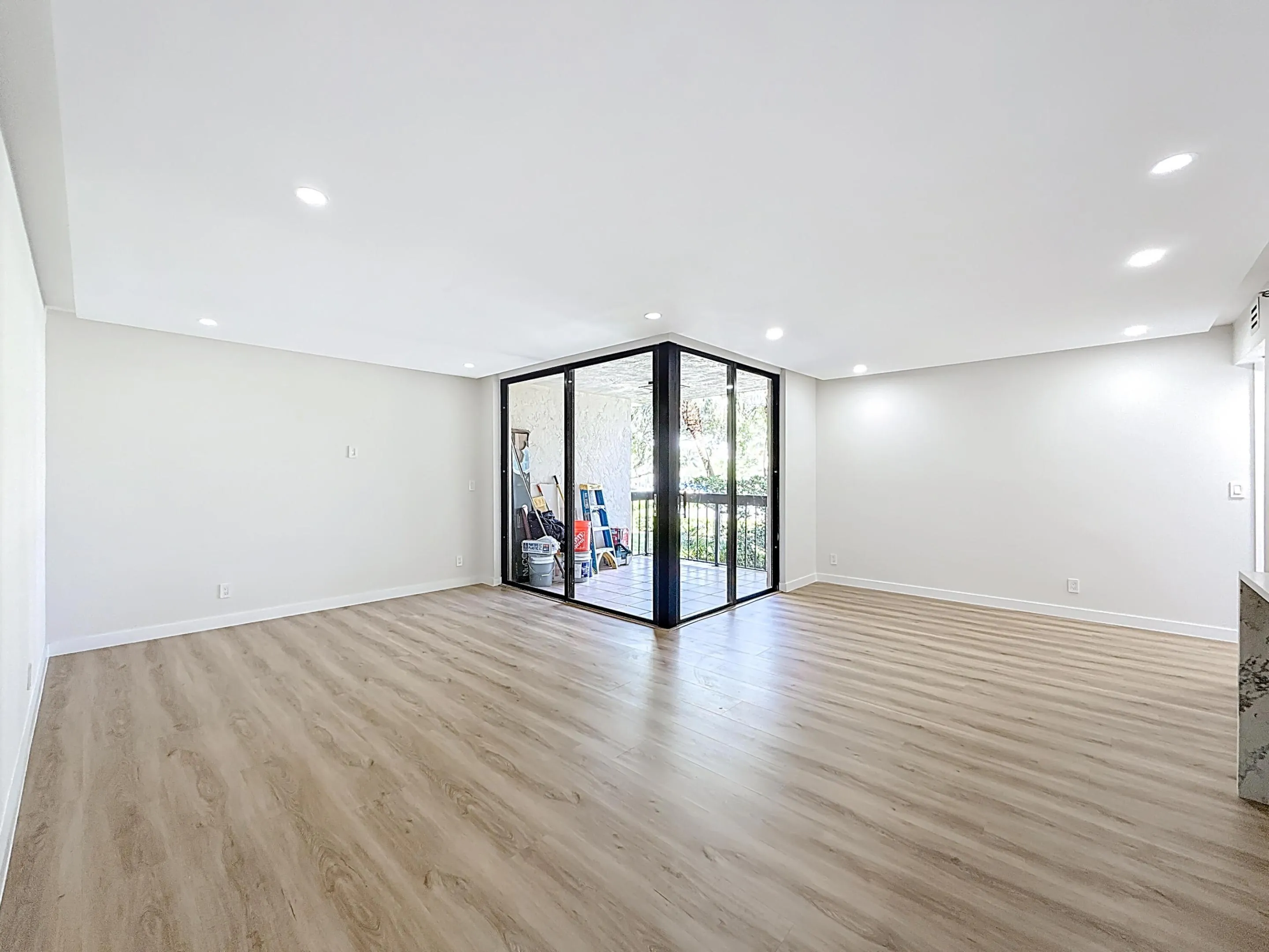 955 Egret Circle #207-33