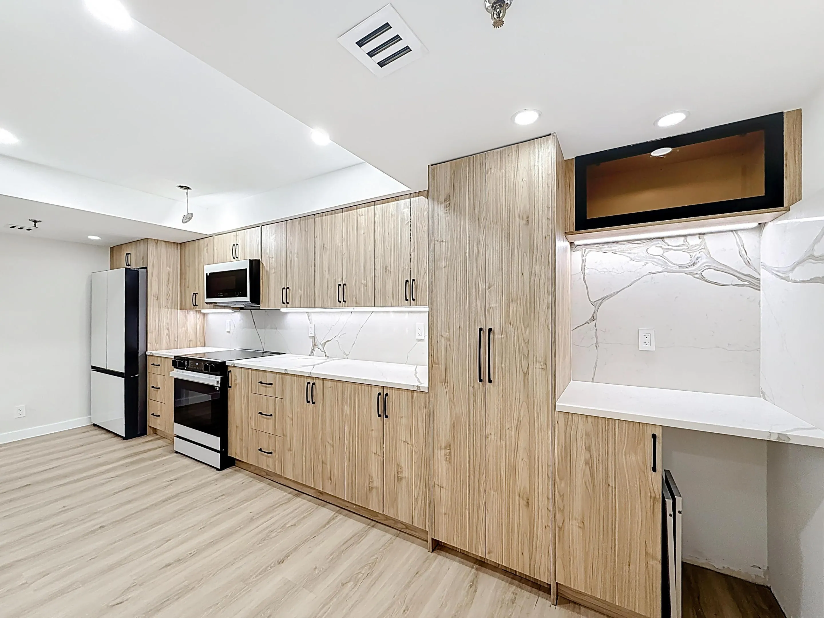 955 Egret Circle #207-20