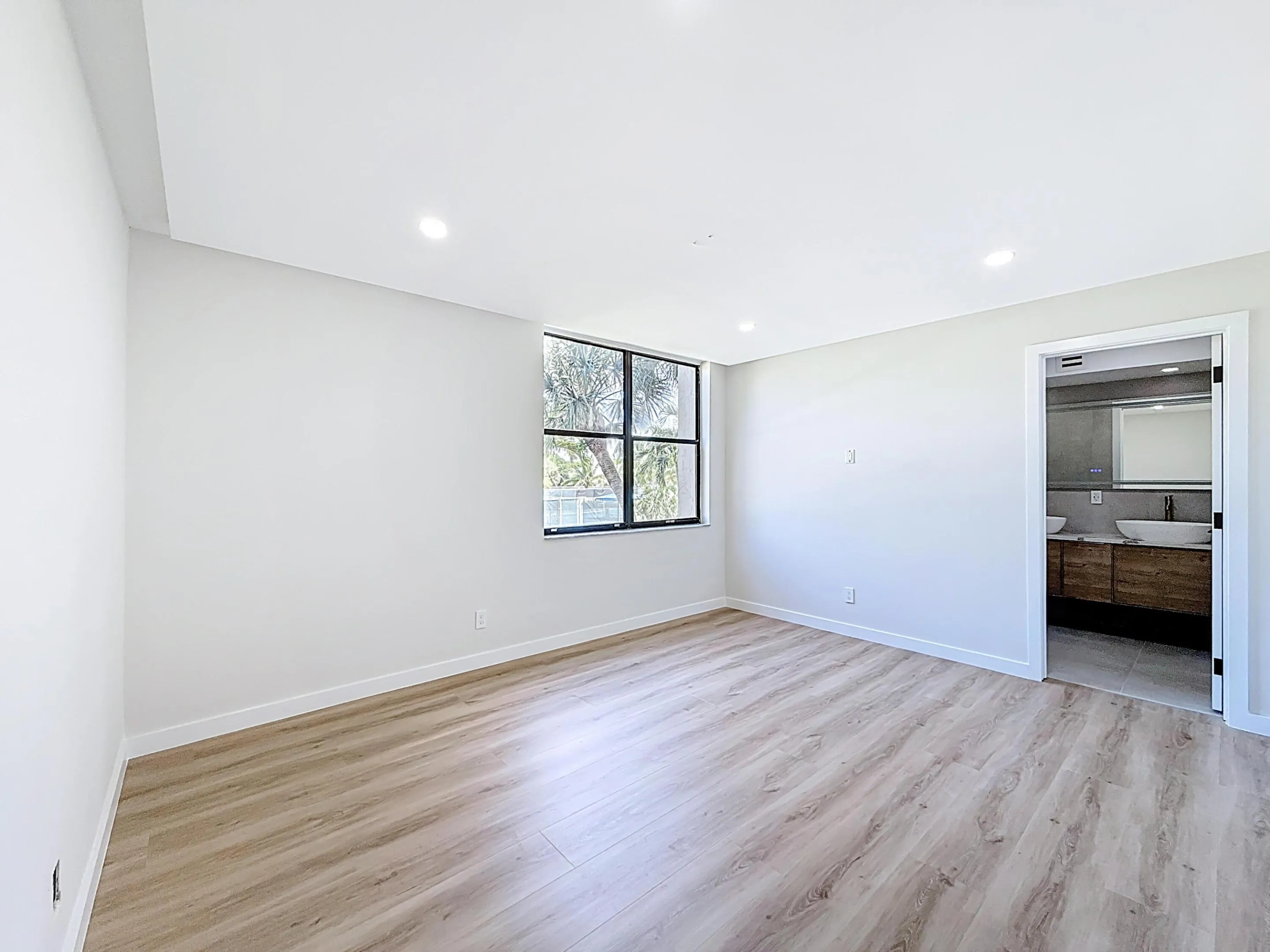 955 Egret Circle #207-42