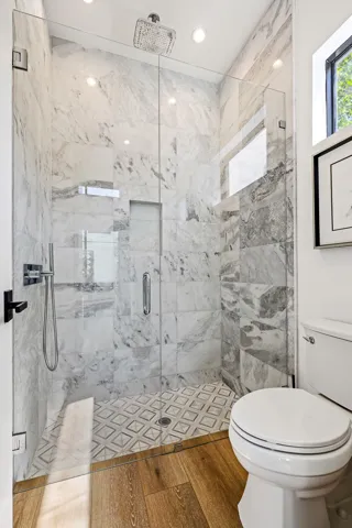 549 NE 10th Ave Fort Lauderdale_MLS-18