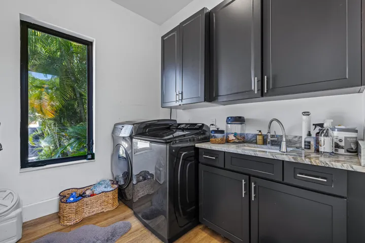 549 NE 10th Ave Fort Lauderdale_MLS-29