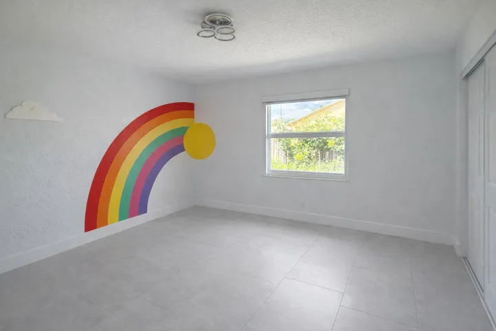 2nd bedroom