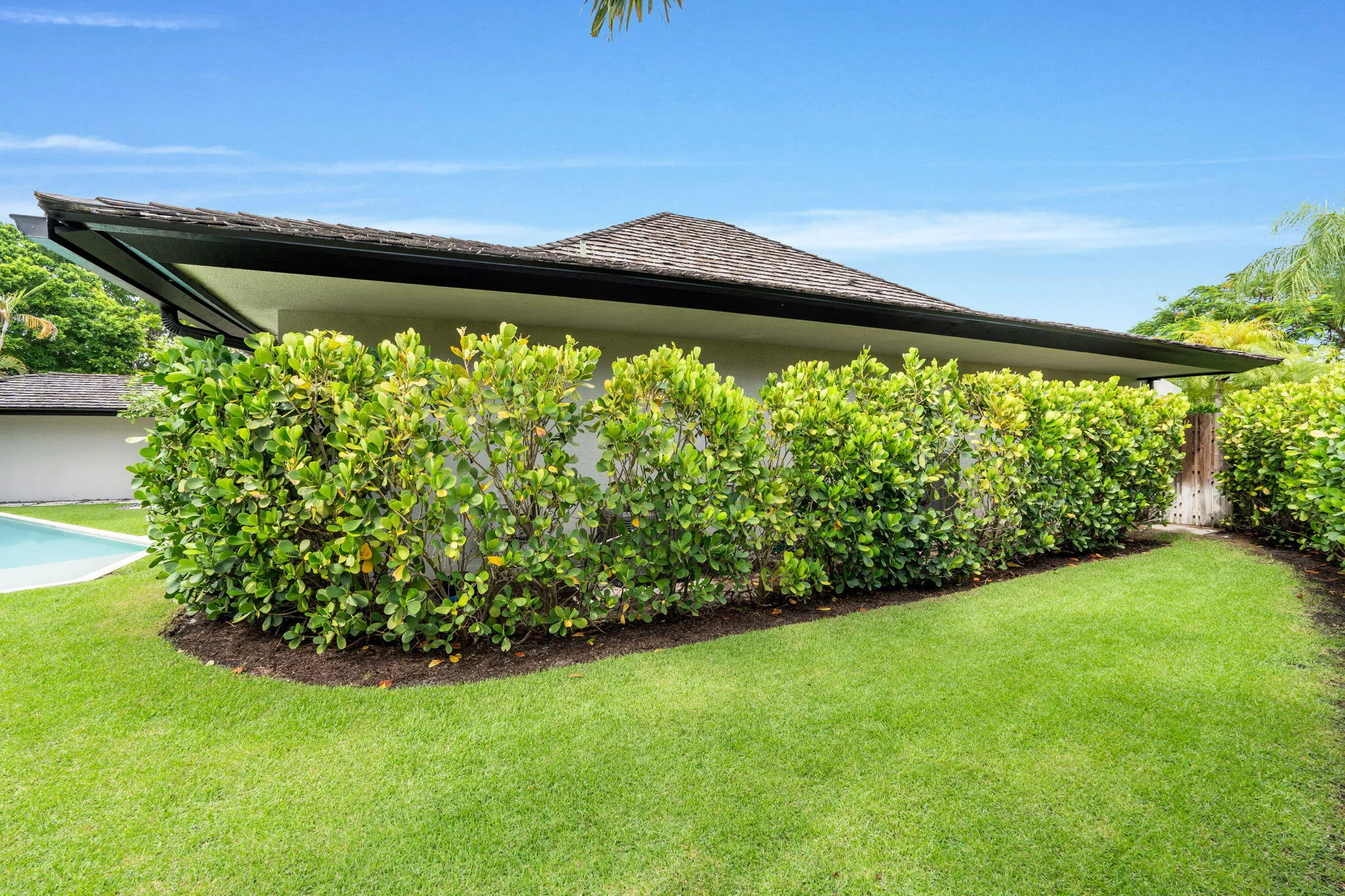 11-web-or-mls-A7406360